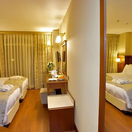 Perula Hotel 3*