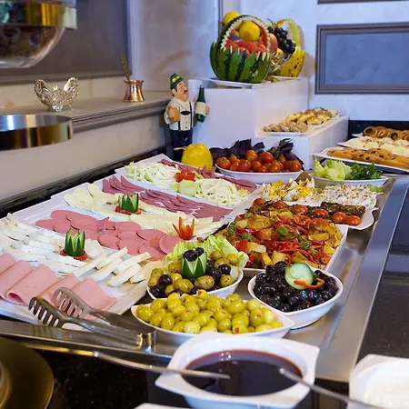 Perula Hotel 3*