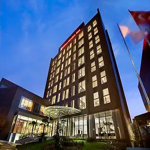 Hilton Garden Beylikduzu Hotel