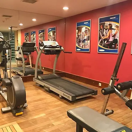 Ramada By Wyndham Old 4*