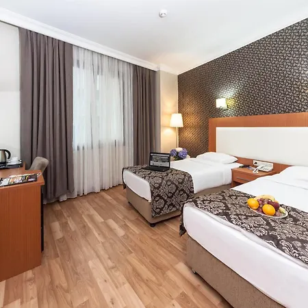 Grand Avcilar 3*