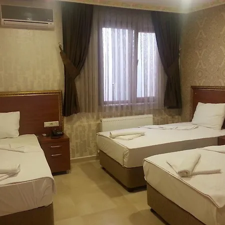 Rio Hotel 2*