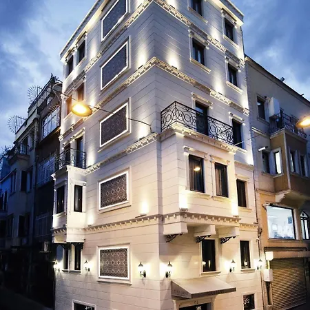 Pera Line Hotel 2*