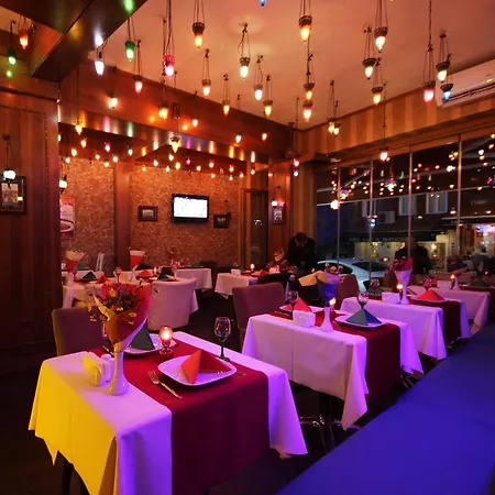 Hotel Charm 3*