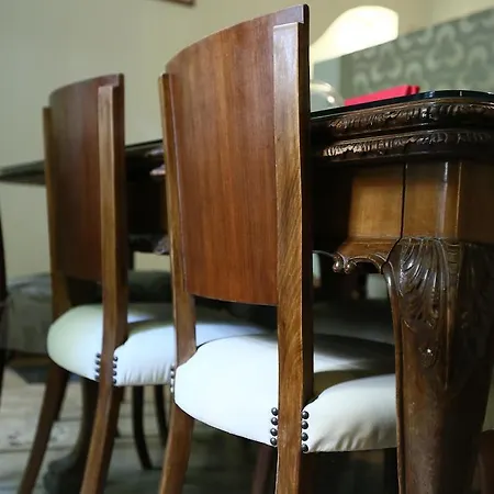 Noble House Galata 3*