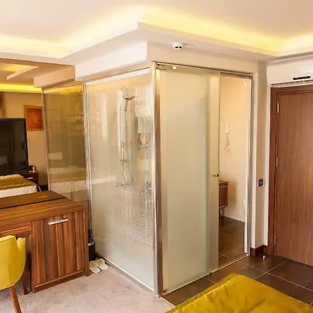 Hotel The 22