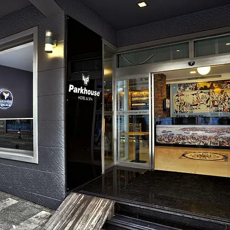 Parkhouse & Hotell 3*