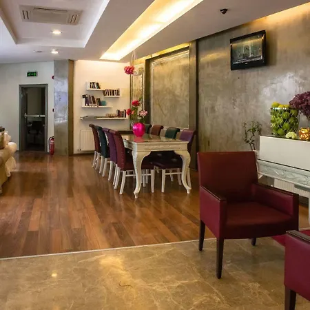 Hotellino 4*