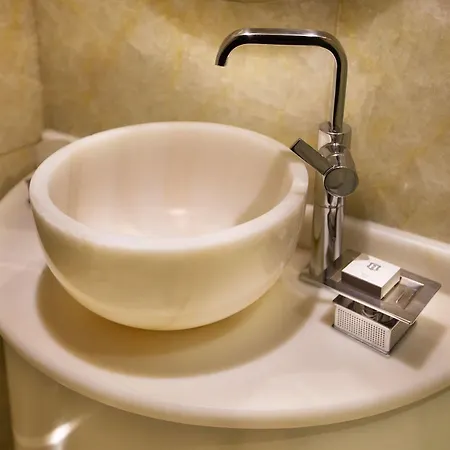 Отель Valide Sultan Konagi 4*