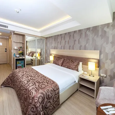 Golden Way Giyimkent 4* Istanboel