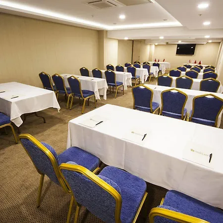 Hotel Golden Way Giyimkent Istanboel