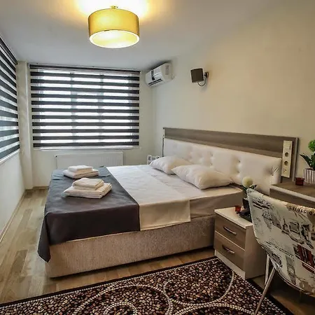 Luce Hotell 3*