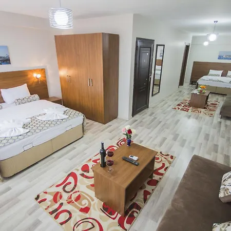 Aparthotel Carina