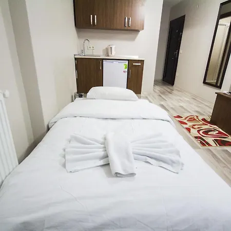 Carina Aparthotel