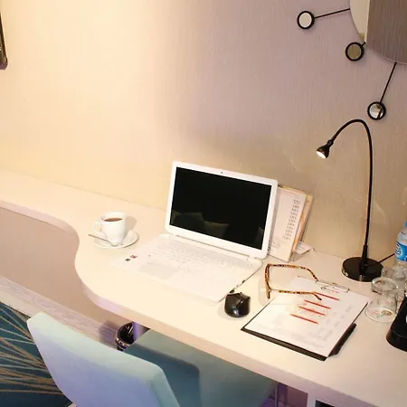 Tempo 4levent Hotel 3*