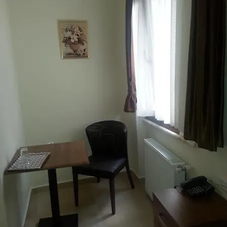 Rio Hotel 2*
