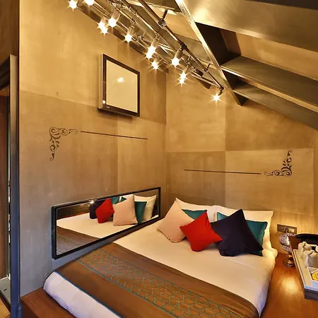 Sanat Boutique Pera מלון 3*