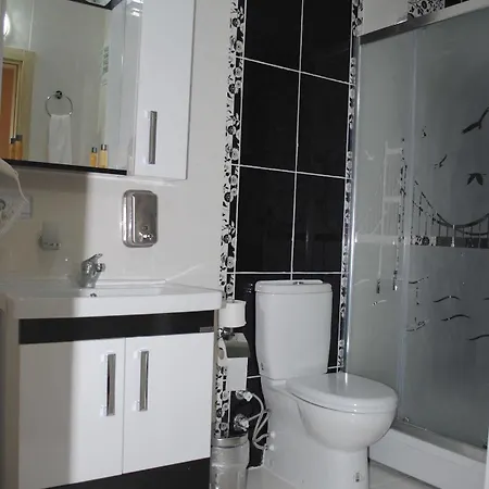 Diamond Aparthotel 2*