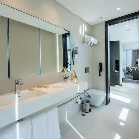 Hotel Centro Westside By Rotana