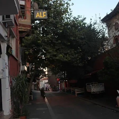 Hotel Alf