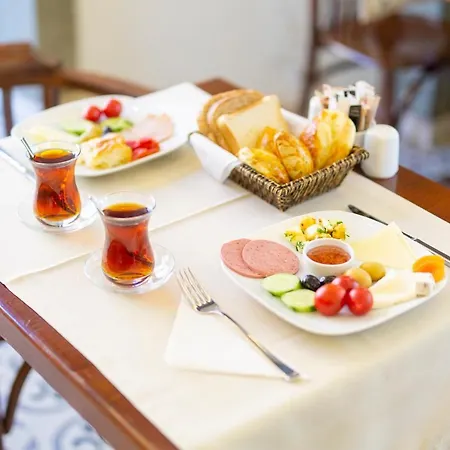 Hotellino Hotell 4*