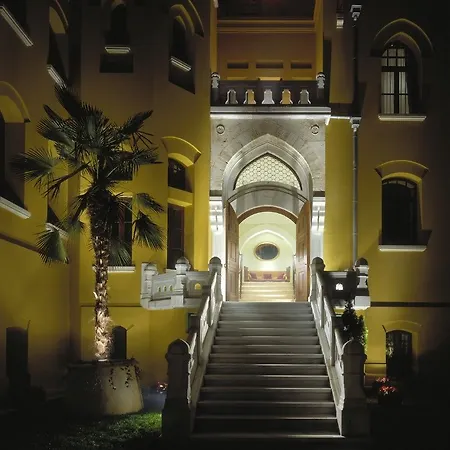 Four Seasons At Sultanahmet 5*