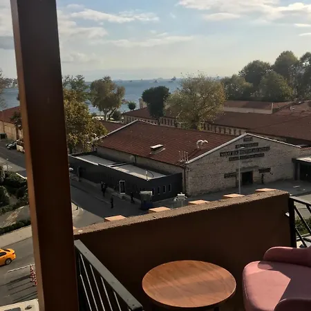 Hotel Meydan Besiktas 2*