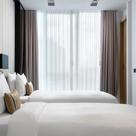 Hotel Centro Westside By Rotana 4*