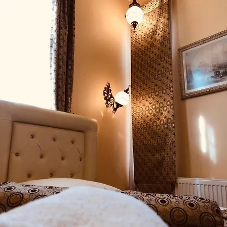 Shima House Apartment *