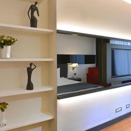 Nish & 3* Istambul