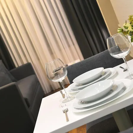 Nish & 3* Istambul