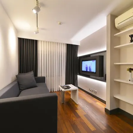 Hotel Nish & Istambul