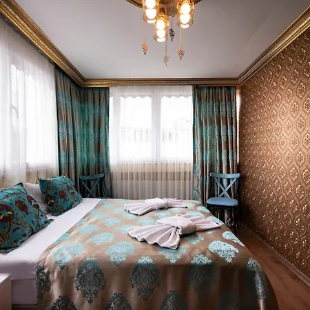 Bed & Breakfast Paris Garden 3*