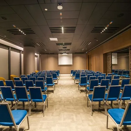 Radisson Collection Hotel, Vadistanbul 5*