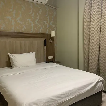 Venus Taksim 3*