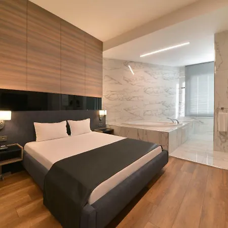 Nish & Hotel 3*