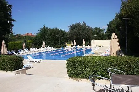 Park Aparthotel 3*