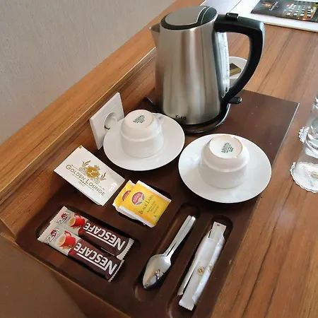 Golden Lounge Hotel 3*