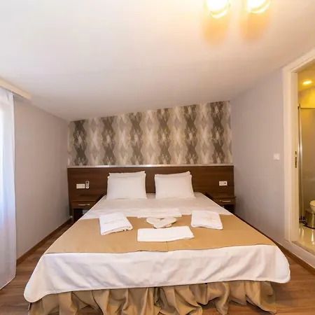 Pera Imperium Taksim 2* Istanbul