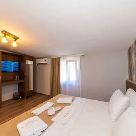Pera Imperium Taksim Hotel