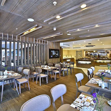 Ramada By Wyndham Old Hotel Istanbulská provincie