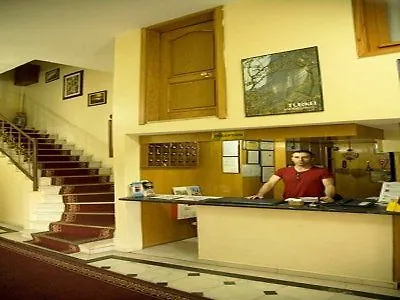 Yunus Emre Hotell *