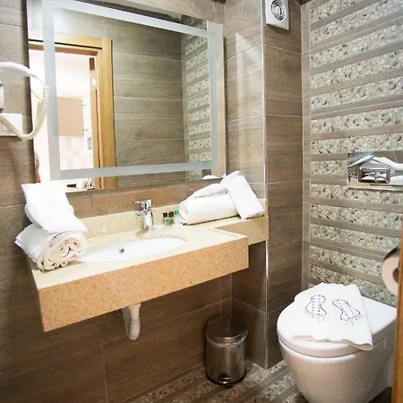 سكن تي-سكوير 2* اسطنبول