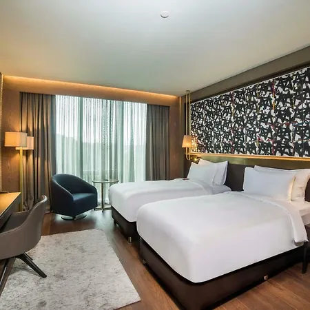 Radisson Collection Hotel, Vadistanbul Hotel 5*