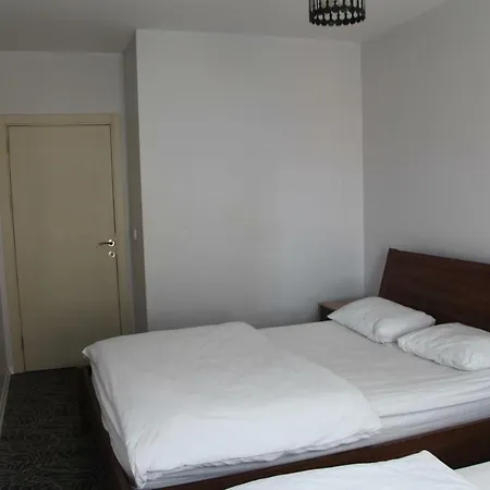 Aparthotel Suit Palas *