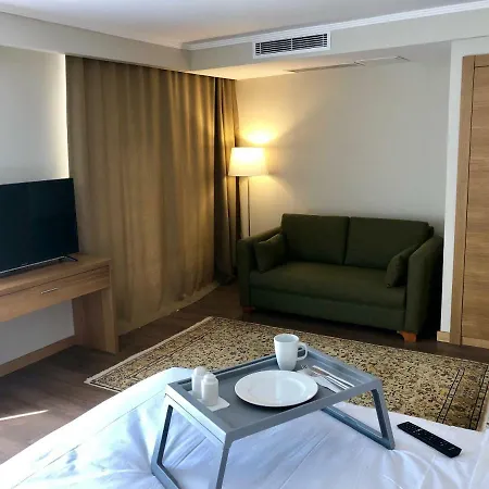 Fehmi Bey Aparthotel
