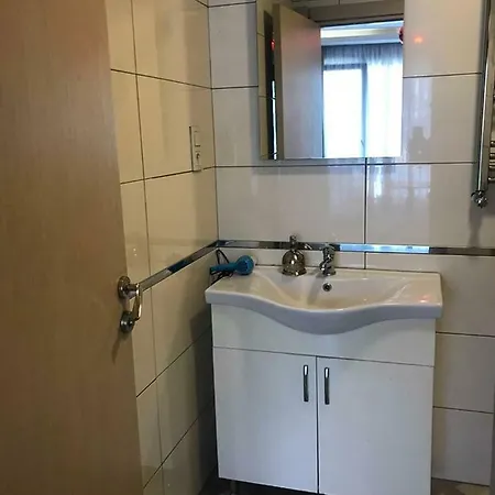 Aparthotel Almond Hill 2*