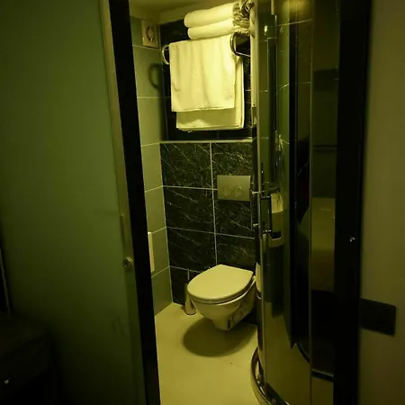 Pandora Hotel 3*