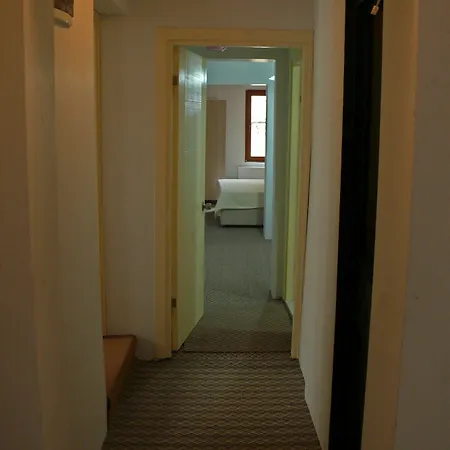 Budak Aparthotel