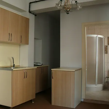 Budak Aparthotel 3*